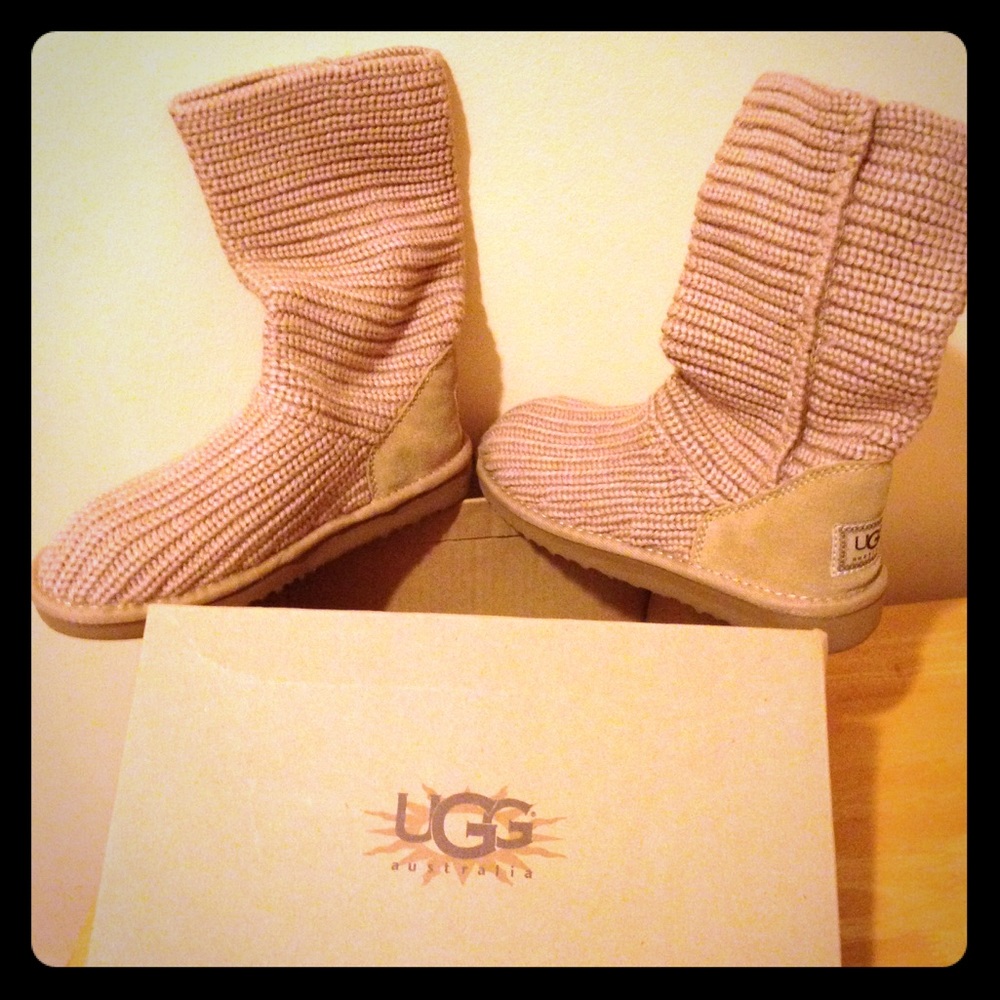 Uggs Classic Crochet Size6